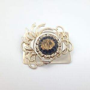 Sophisticated Vintage Gold and Black Brooch
